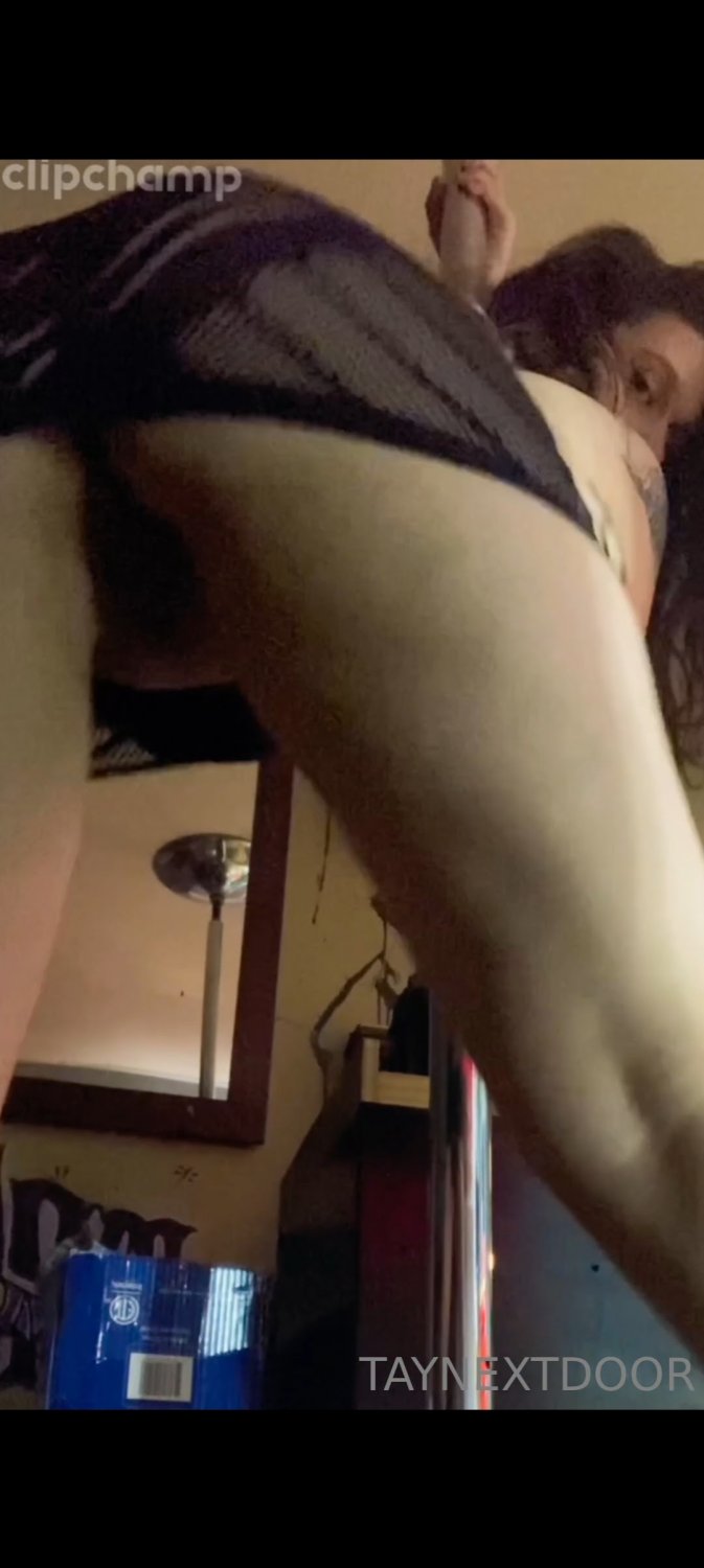 Horny Alt Onlyfans Girl #86JvOxru