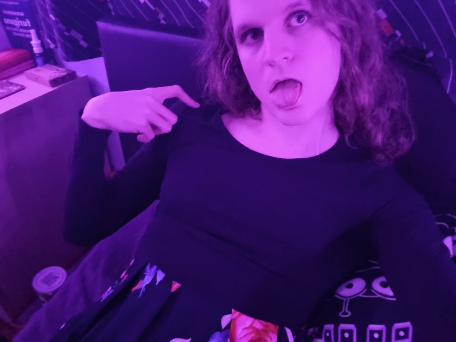 Sissy Hannah: caught on exposedpassion, gets shown here permanently now - kik: sissy_hannah_uk - #nt5Cixe3