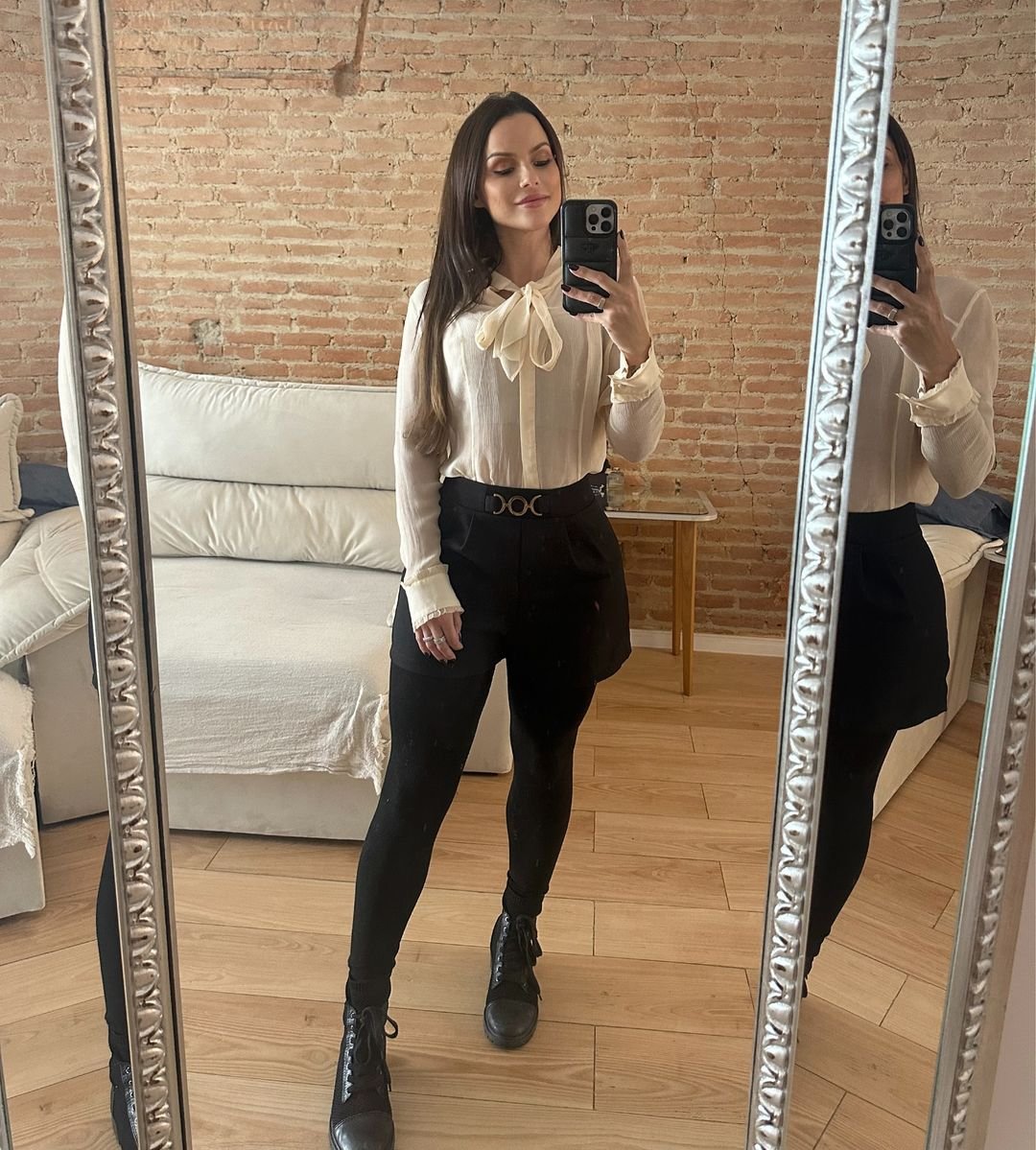 C@rol D!as (A Deliciosa Educadora Financeira Super Rabuda)(Vol 4) #Uxen2nGl