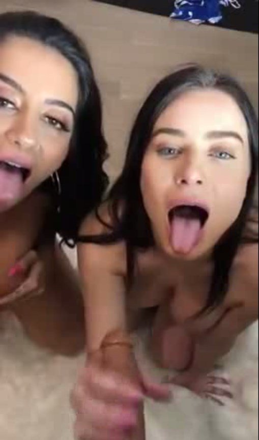 Mother and daughter #kABbXNlx