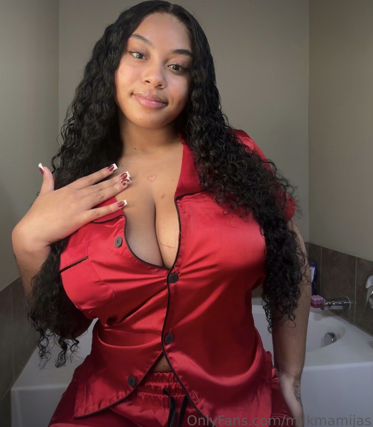 Babyfacejass/Jasminaaliyah 😍😍😍😍😍 #DvZ9tPwz