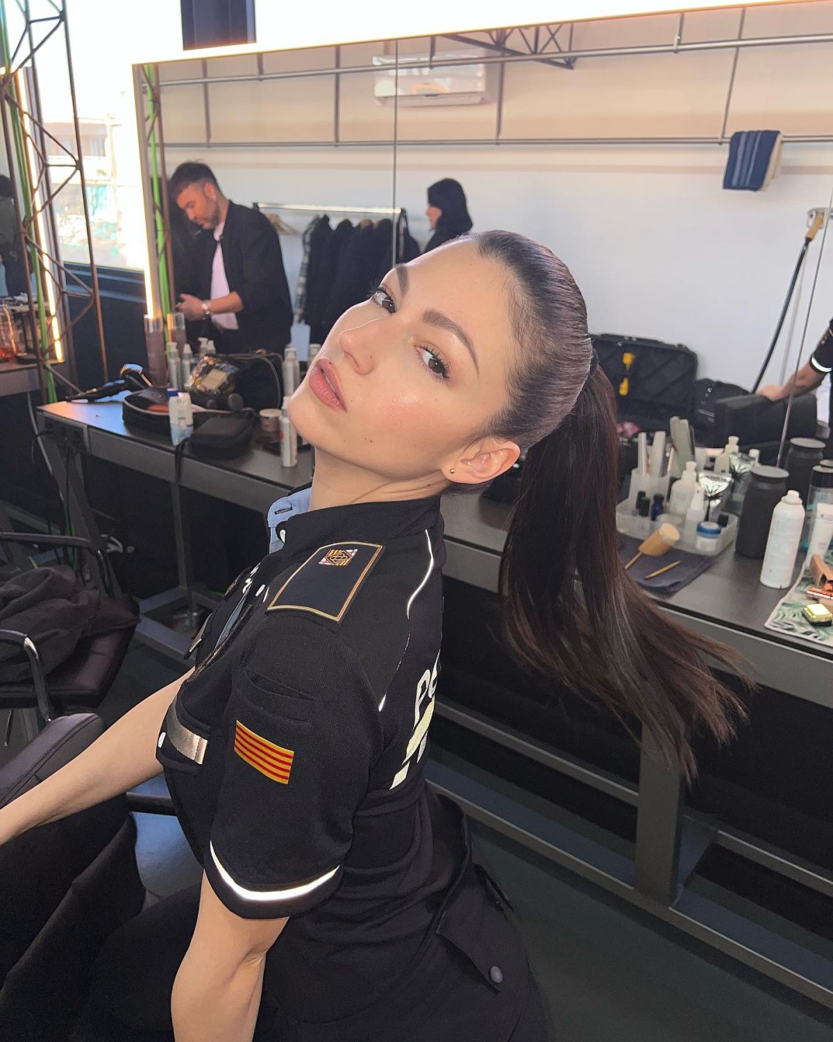 Ursula Cobrero #KJ5b5c1m
