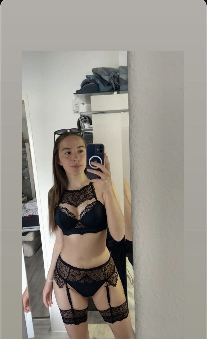 german girl antonia #Gbu8aCmk