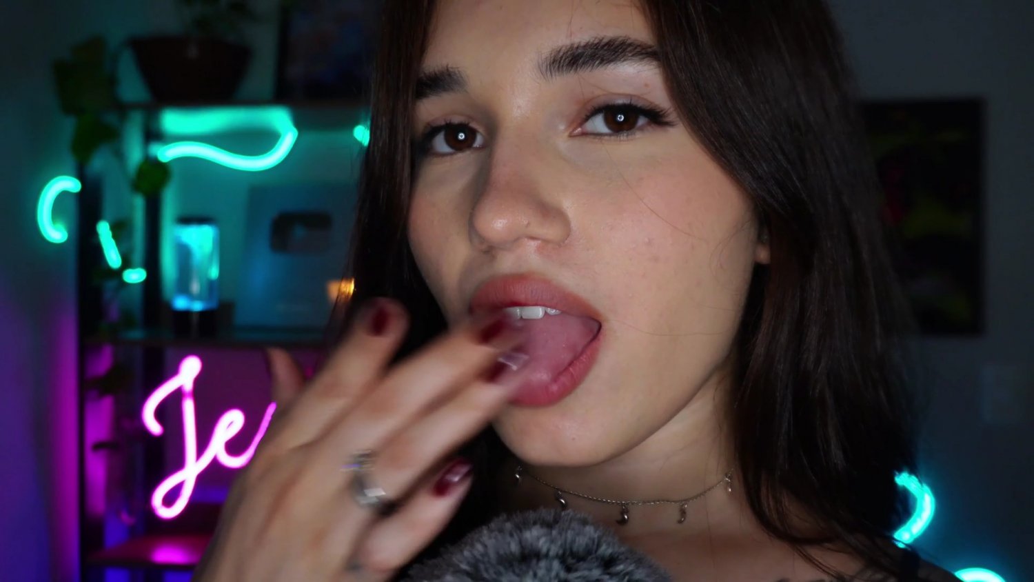 Jey asmr fazendo o melhor spit panting #xYb22tSD