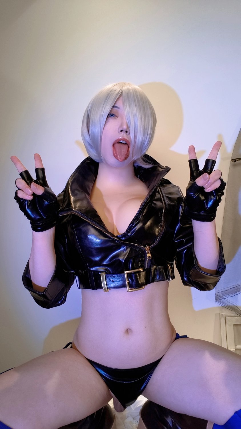 Angel - KOF 2001 [Ladyboy Cosplay] #e6DSi7qy