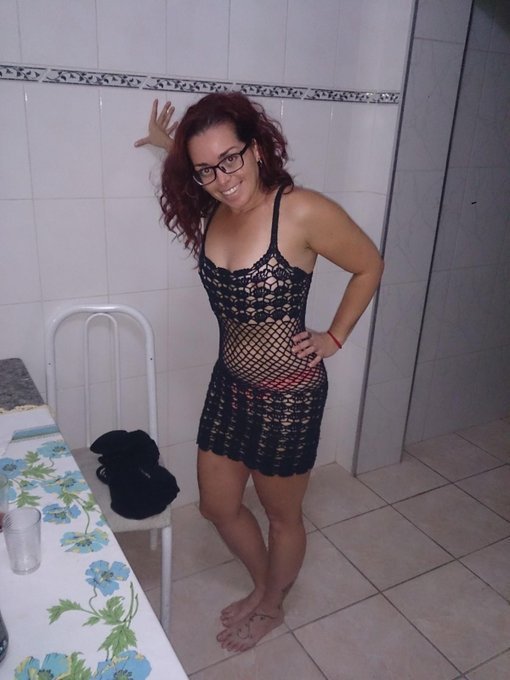 Coroa gostosa e safada ama chupar uma vara cabeçuda #v83ElkMH